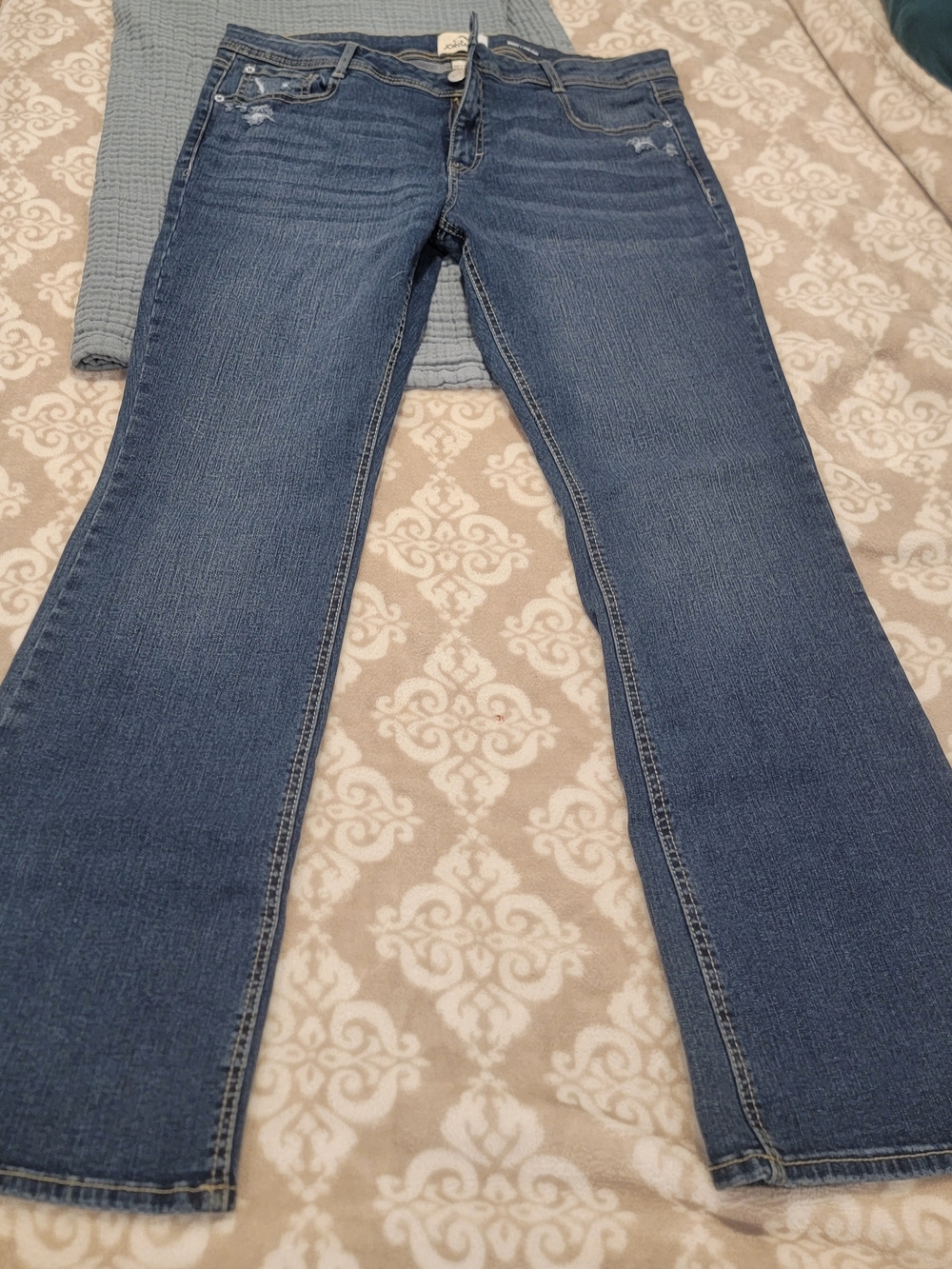 Classic Jordache Women's Blue Boot Cut Mid-rise Jeans
